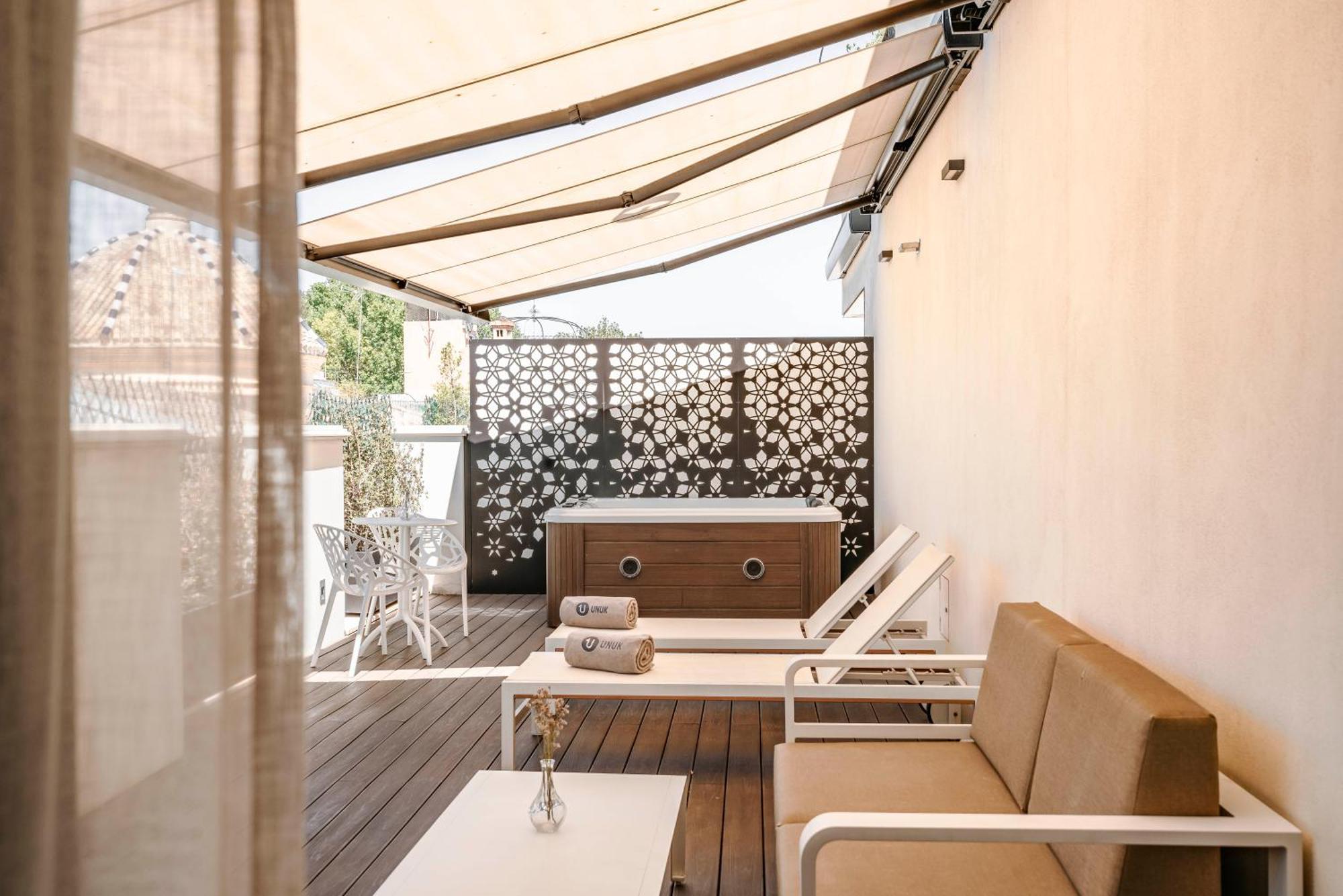 Vincci Seleccion Unuk 5 Gl Hotel Seville Exterior photo